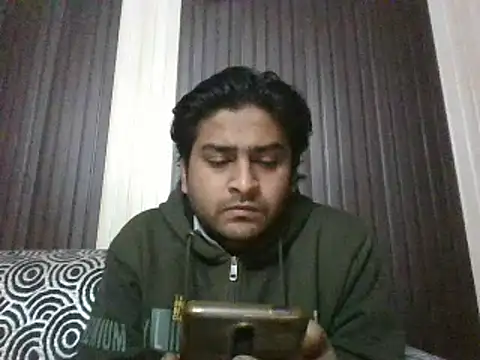 indihotguy online show from February 13, 12:54 pm