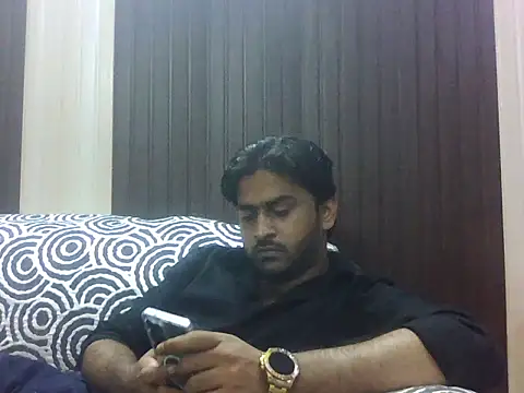 indihotguy online show from September 20, 1:45 pm