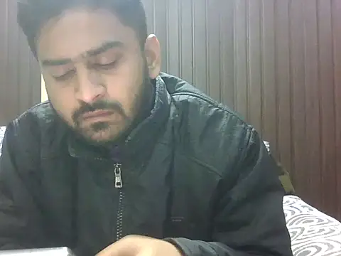 indihotguy online show from February 13, 11:28 am