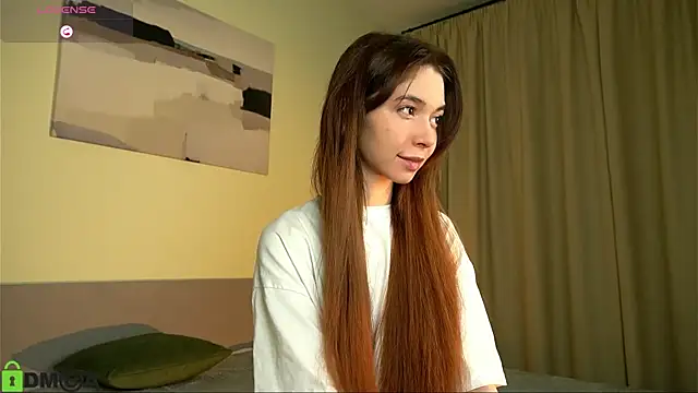 LittleOriana online show from December 31, 5:22 am