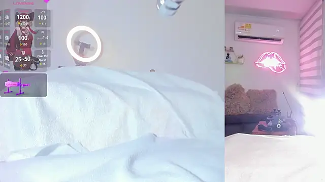 Maria Jones  online show from March 20, 1:43 am