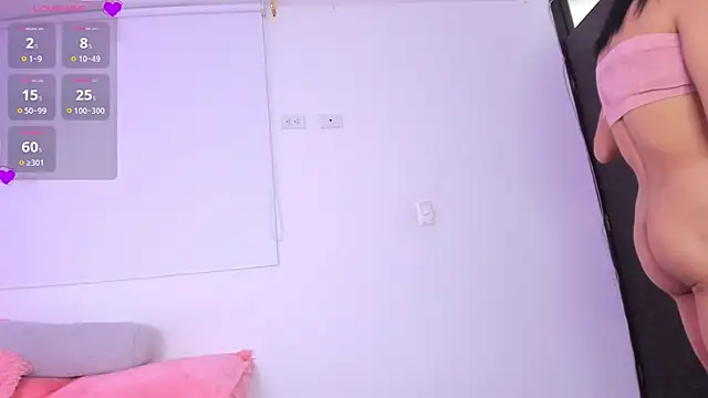 Snapshot of NicoleJaymes_ chatting on December 30, 11:28 pm NicoleJaymes online show from December 30, 11:28 pm