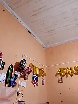 hotleon127 online show from February 2, 11:03 pm