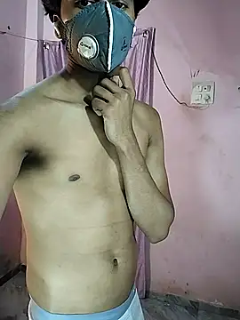 Snapshot of Ultimate_cHappiE chatting on December 4, 9:07 am Ultimate cHappiE online show from December 4, 9:07 am