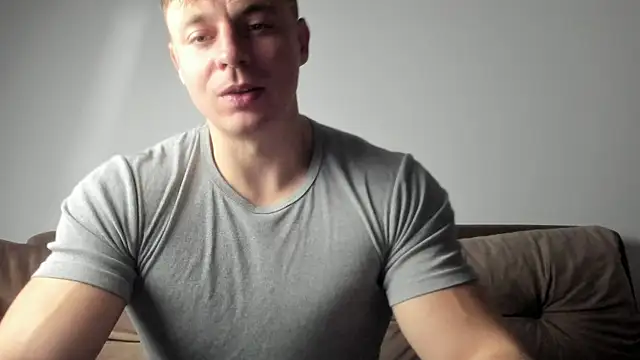 Snapshot of o_r_b_i_t chatting on December 25, 3:17 pm o r b i t online show from December 25, 3:17 pm