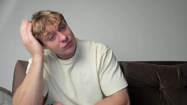 Snapshot of o_r_b_i_t chatting on March 17, 3:29 pm o r b i t online show from March 17, 3:29 pm