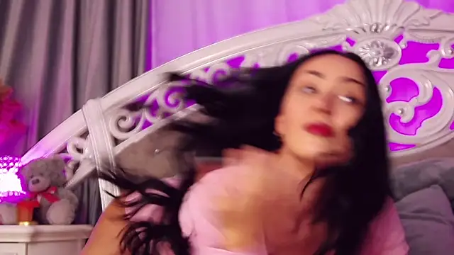 KimKhallifa online show from October 9, 4:54 am