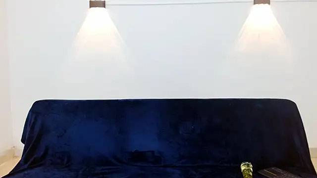 Br4ndxpimm online show from October 18, 1:23 pm