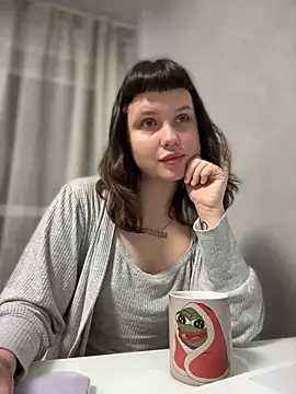 sunnysunday online show from January 3, 1:38 am