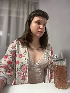 sunnysunday online show from January 4, 1:53 pm