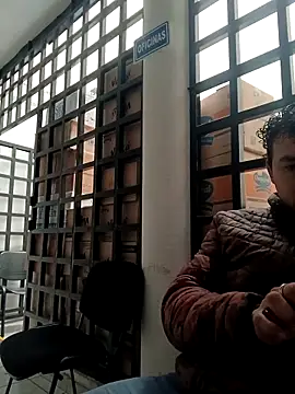 chinoxxx online show from December 16, 2:33 pm