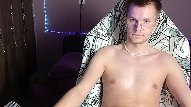 Leonnextdoor online show from December 28, 6:29 pm