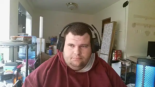 Snapshot of Hackensackneil chatting on January 3, 1:14 pm Hackensackneil online show from January 3, 1:14 pm