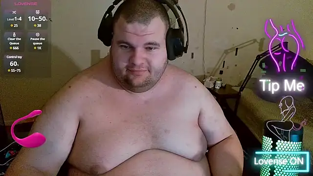 Snapshot of Hackensackneil chatting on February 9, 12:17 am Hackensackneil online show from February 9, 12:17 am