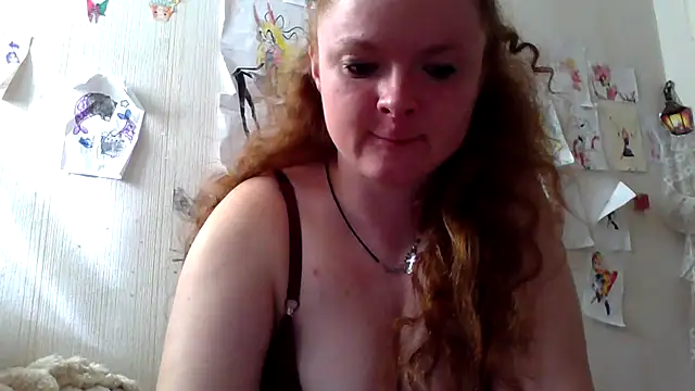 Snapshot of Rae_Jeannie chatting on April 5, 6:43 am Rae Jeannie online show from April 5, 6:43 am