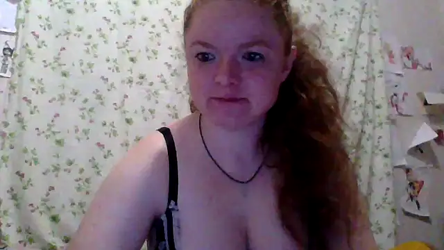 Snapshot of Rae_Jeannie chatting on April 30, 2:29 am Rae Jeannie online show from April 30, 2:29 am