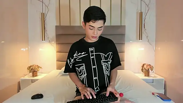 Maxi little online show from July 14, 8:25 pm