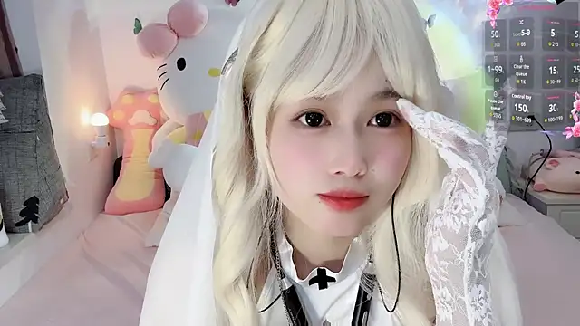 Snapshot of Alien1227 chatting on September 23, 1:47 pm Alien1227 online show from September 23, 1:47 pm