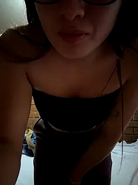 lunagonzales lima 2007 online show from September 27, 2:16 am