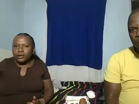 Snapshot of ThamiXX chatting on February 5, 8:57 pm ThamiXX online show from February 5, 8:57 pm