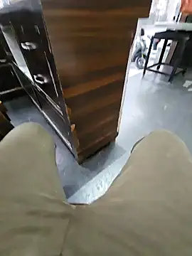 pyasevickybabu563 online show from January 2, 11:52 am