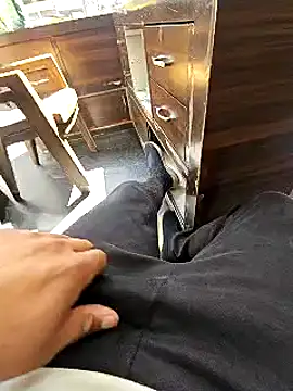 pyasevickybabu563 online show from March 6, 7:47 am