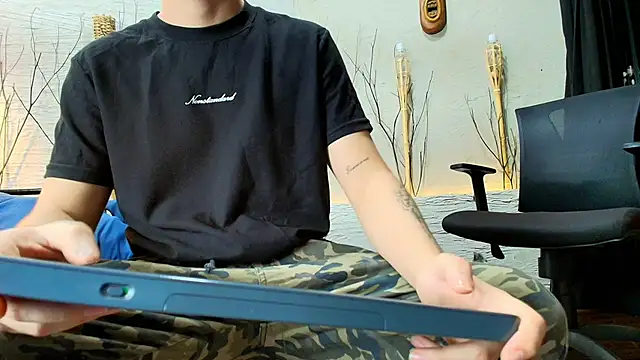 MarcoVitto online show from October 2, 11:39 am