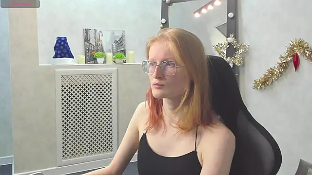 ElizabethHarpper online show from January 19, 1:00 am