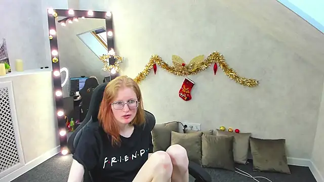 ElizabethHarpper online show from January 26, 4:41 am