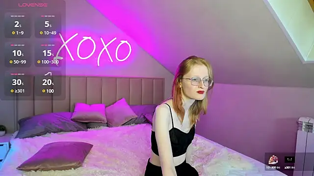 ElizabethHarpper online show from January 27, 2:13 pm