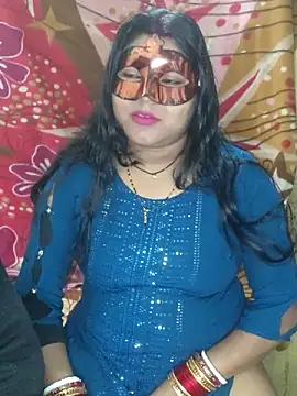 Hot muskaan online show from January 4, 8:49 am
