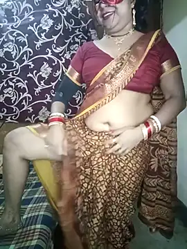 Hot muskaan online show from January 4, 5:26 pm