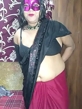 Hot muskaan online show from January 21, 5:09 pm