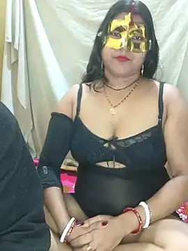 Hot muskaan online show from February 1, 5:39 am