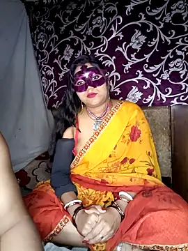 Hot muskaan online show from September 23, 9:07 pm