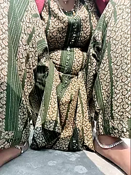 Snapshot of Hot_purva chatting on January 19, 6:39 am Hot purva online show from January 19, 6:39 am