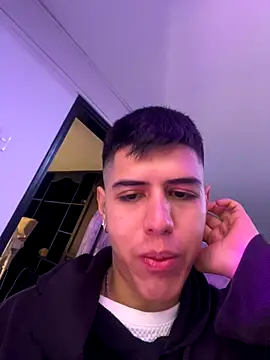 Angel Khouri online show from September 19, 4:03 am