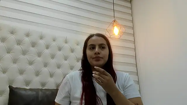 DAVID VICTORIAA online show from October 10, 12:59 pm