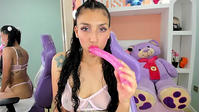 miss   evangeline online show from January 28, 2:43 am