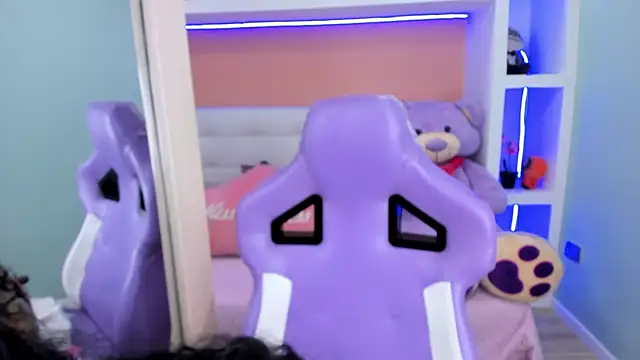 miss   evangeline online show from January 30, 5:52 am