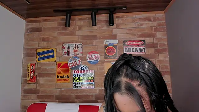 miss   evangeline online show from October 4, 2:31 am