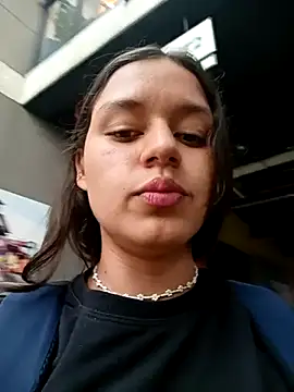 Danni shy online show from February 25, 9:24 pm