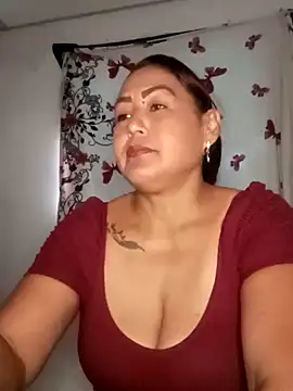 Abigail BigTits online show from February 18, 6:26 pm