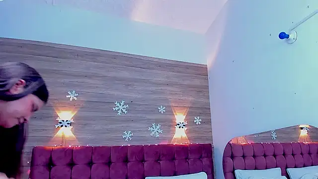 Annie kurt  online show from December 28, 10:36 am