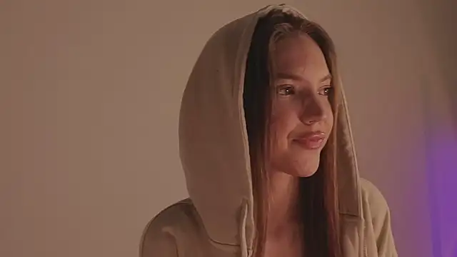 alittlestarrr online show from January 2, 7:29 pm