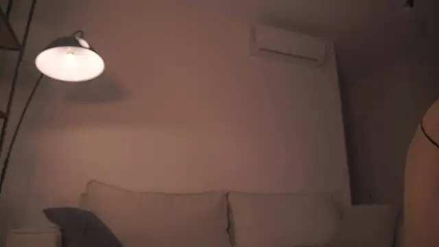 alittlestarrr online show from January 8, 3:29 am