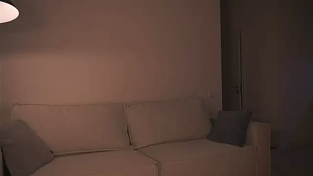 alittlestarrr online show from January 23, 12:04 am