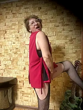 Snapshot of Prolisok473 chatting on October 3, 8:39 pm Prolisok473 online show from October 3, 8:39 pm