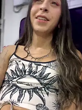Sara Davina online show from June 14, 2:35 am