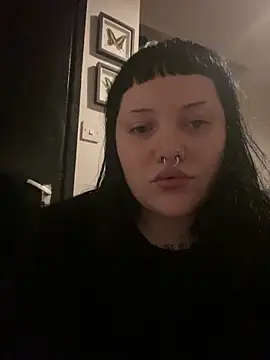 Snapshot of Gothicsiren chatting on January 2, 1:06 am Gothicsiren online show from January 2, 1:06 am